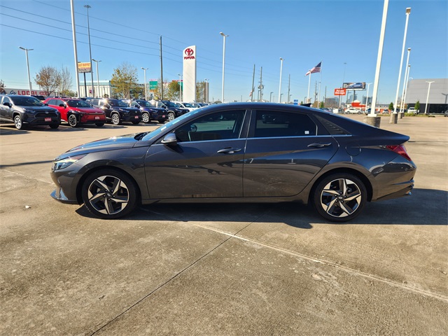 2022 Hyundai Elantra Limited Gray at Baytown Hyundai