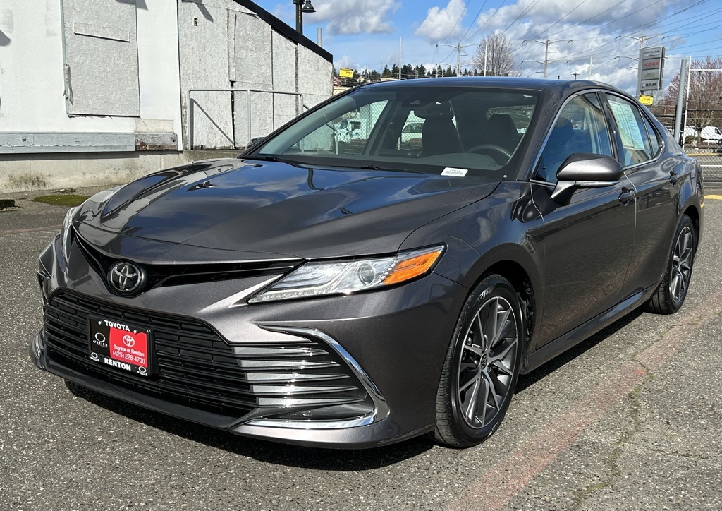 2024 Toyota Camry XLE FWD
