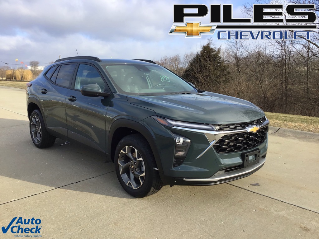 2025 Chevrolet Trax LT FWD