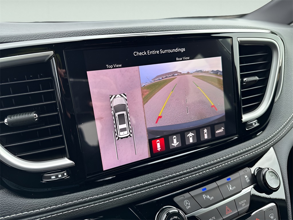 2026 Chrysler Pacifica