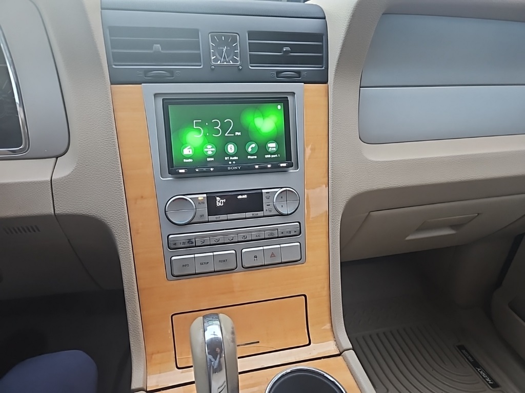 Used Car 2007 Lincoln Navigator L  Base For Sale Under $10,000 In San Marcos, Texas