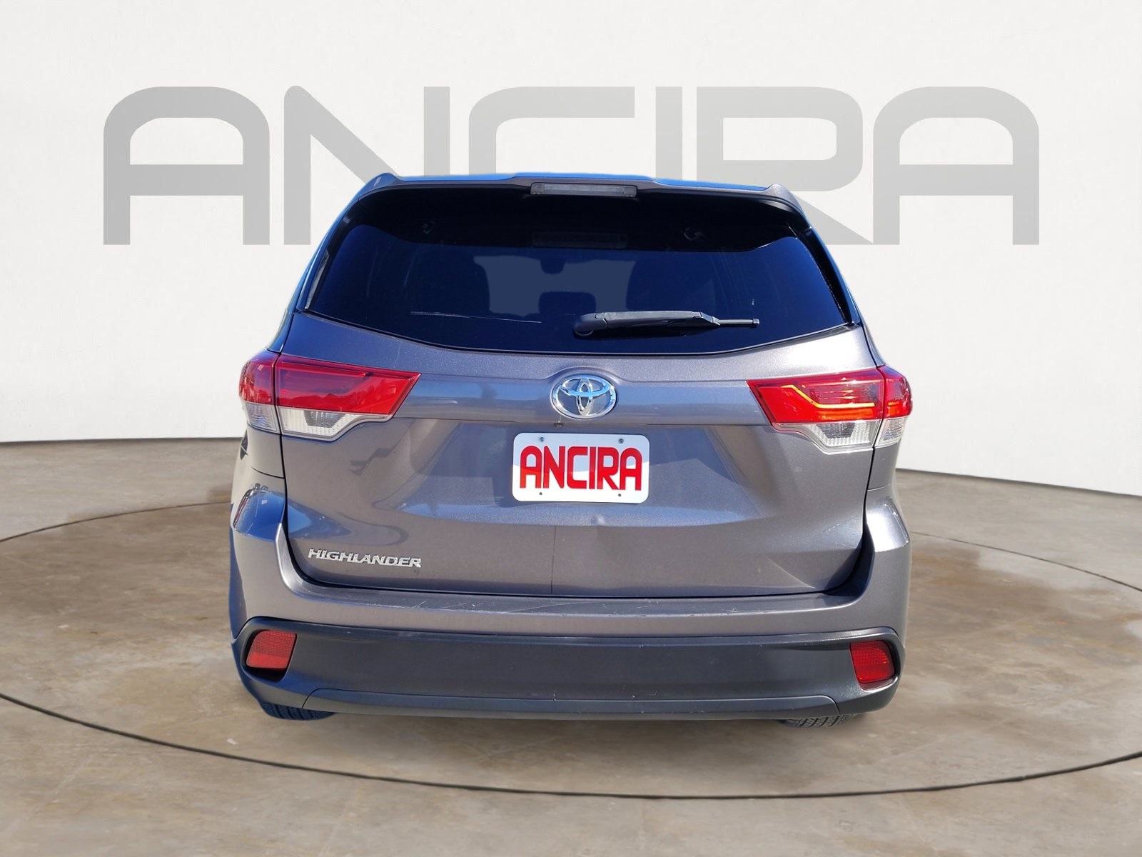 Used Car 2019 Toyota Highlander  Le For Sale Under $20,000 In San Antonio, Texas