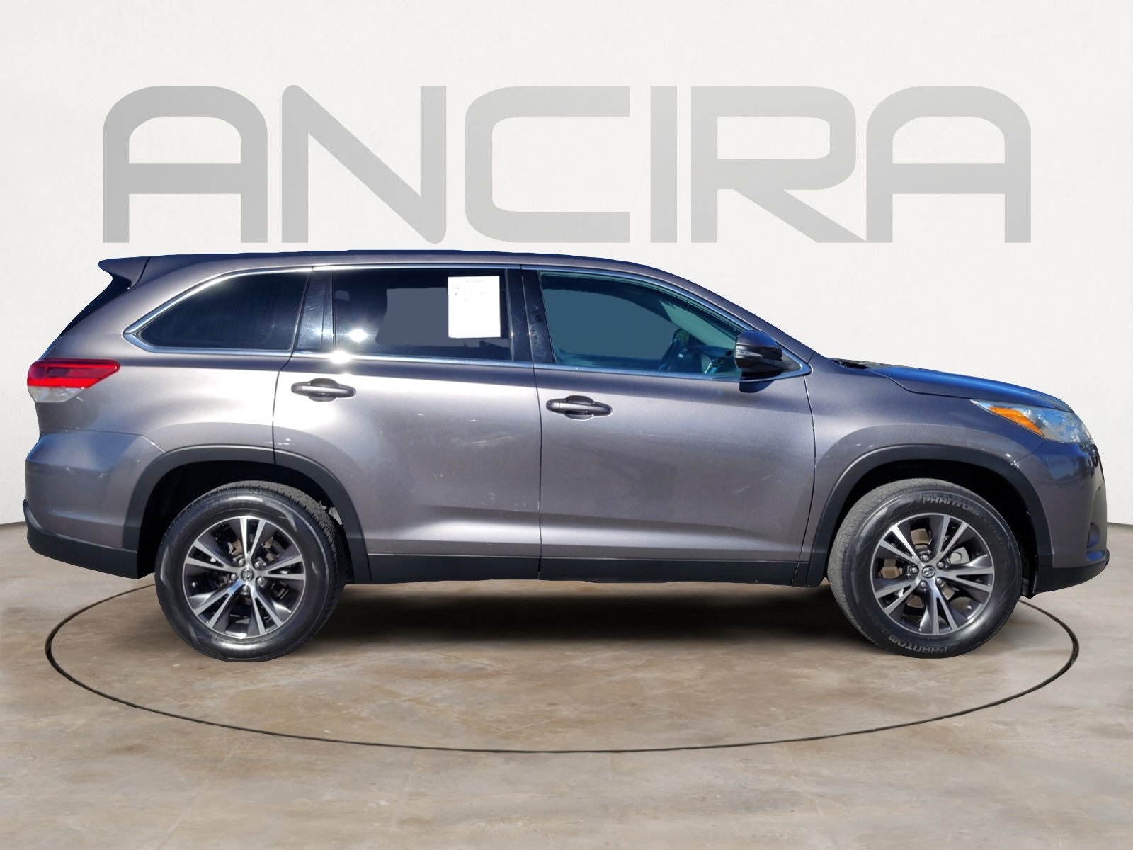 Used Car 2019 Toyota Highlander  Le For Sale Under $20,000 In San Antonio, Texas