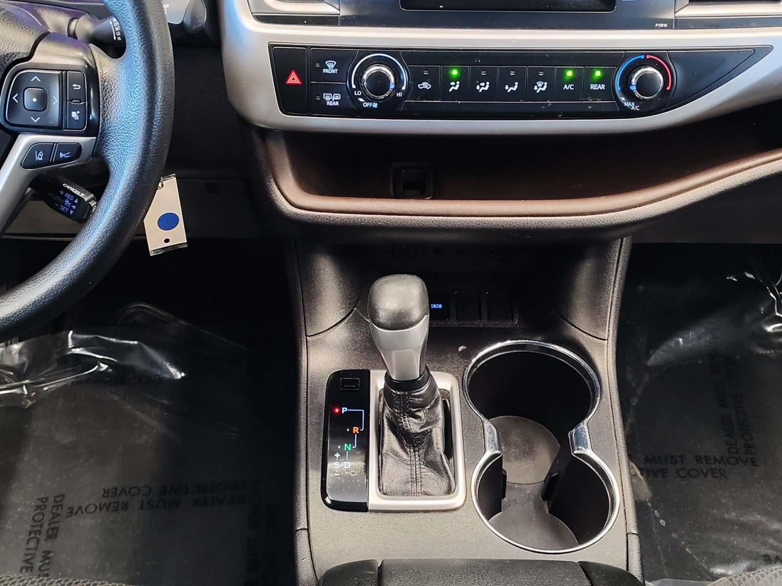 Used Car 2019 Toyota Highlander  Le For Sale Under $20,000 In San Antonio, Texas