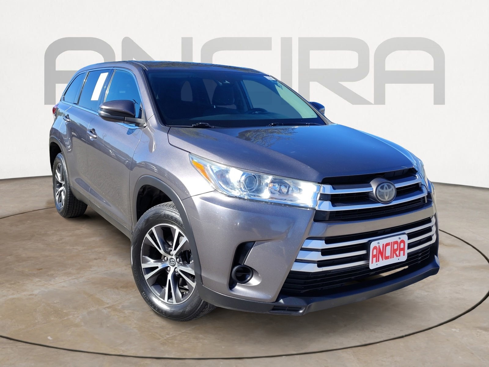 Used Car 2019 Toyota Highlander  Le For Sale Under $20,000 In San Antonio, Texas