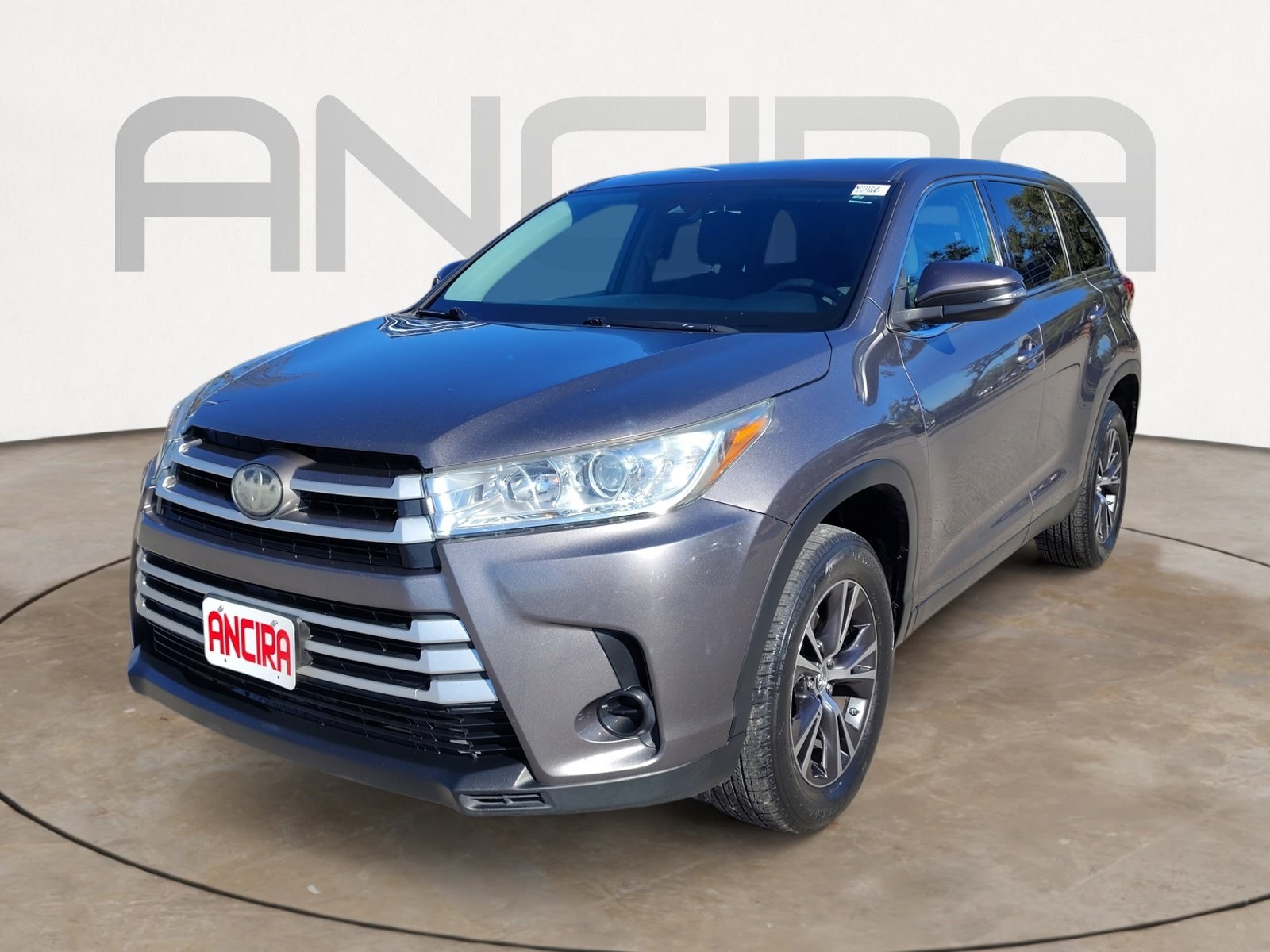 Used Car 2019 Toyota Highlander  Le For Sale Under $20,000 In San Antonio, Texas