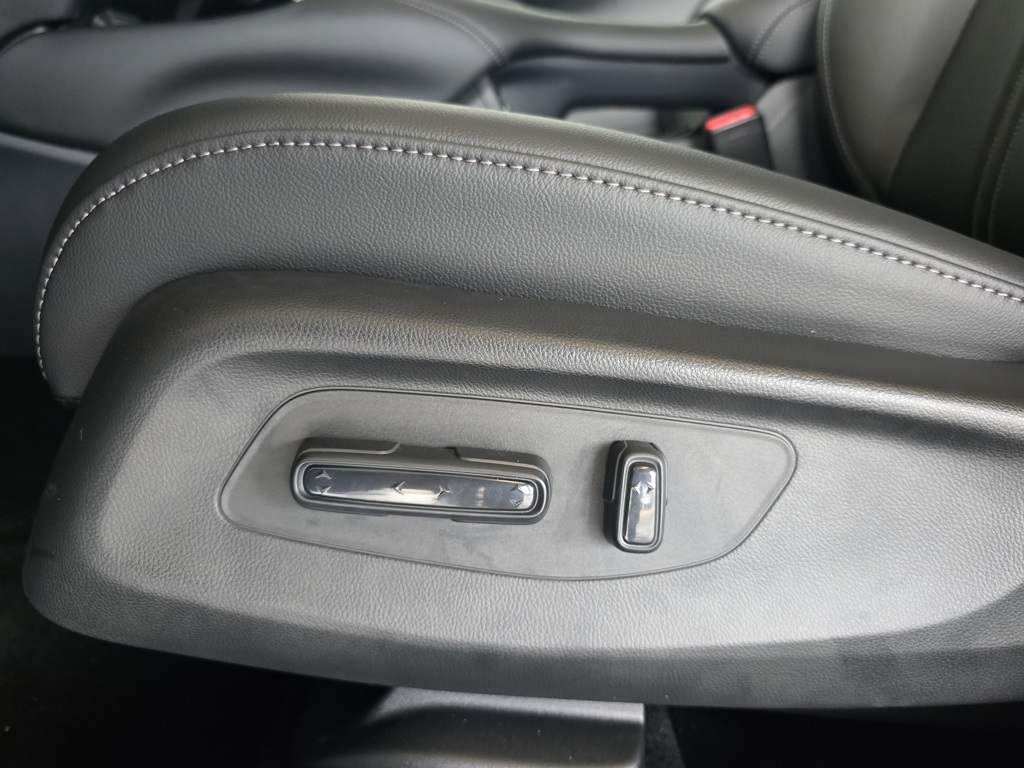 Thumbnail: 2026 Honda HR-V - 11