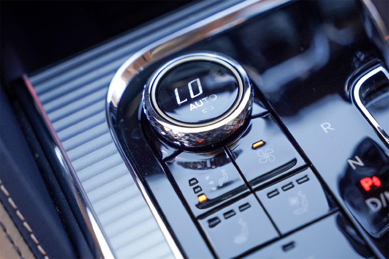 Used Car 2023 Bentley Flying Spur  Speed For Sale Under $200,000 In Austin, Texas