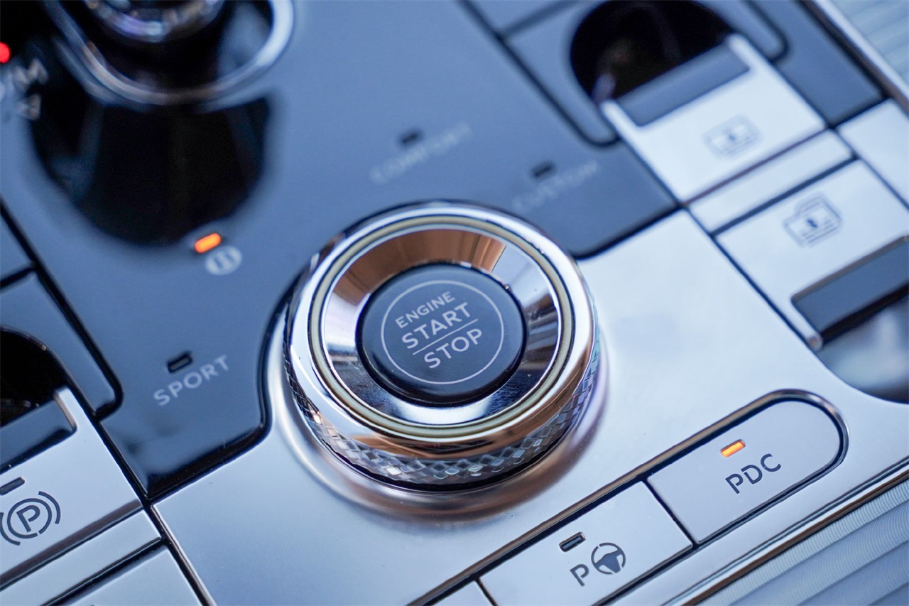 Used Car 2023 Bentley Flying Spur  Speed For Sale Under $200,000 In Austin, Texas