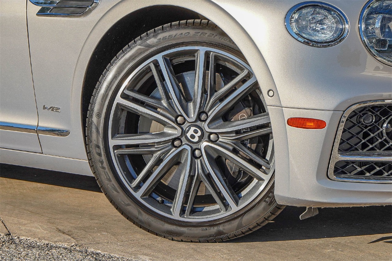 Used Car 2022 Bentley Flying Spur  W12 For Sale Under $180,000 In Austin, Texas