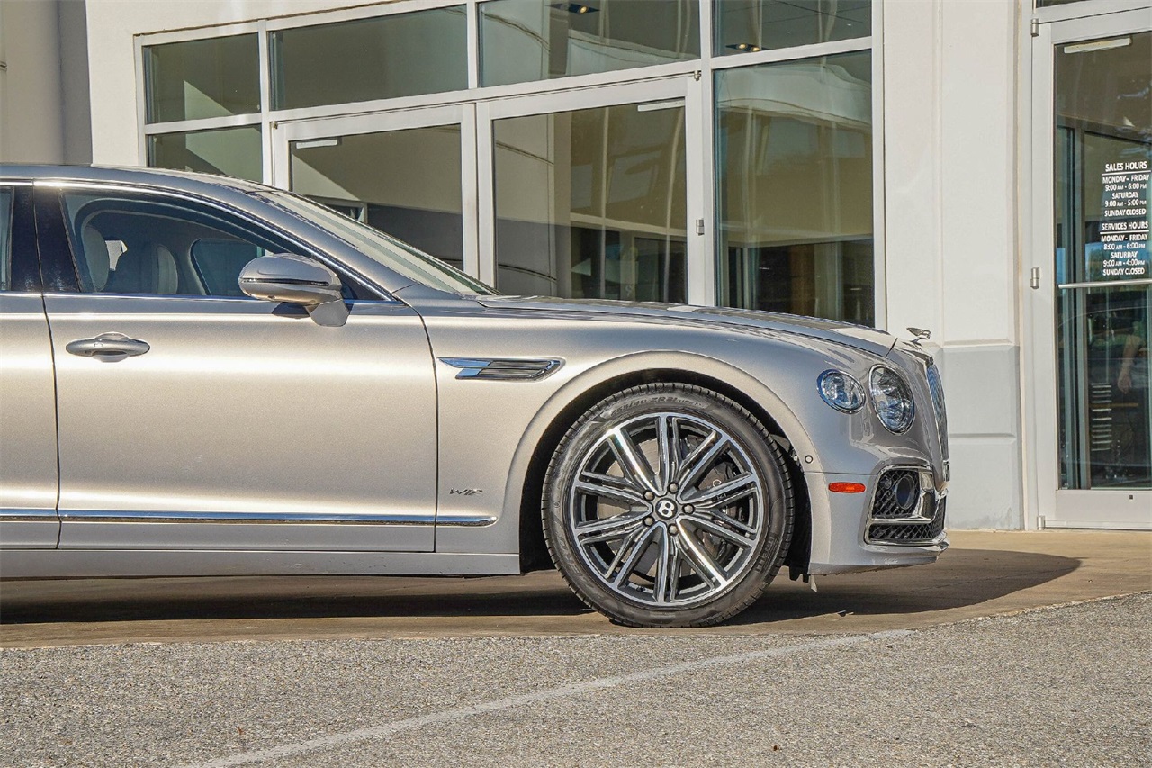 Used Car 2022 Bentley Flying Spur  W12 For Sale Under $180,000 In Austin, Texas