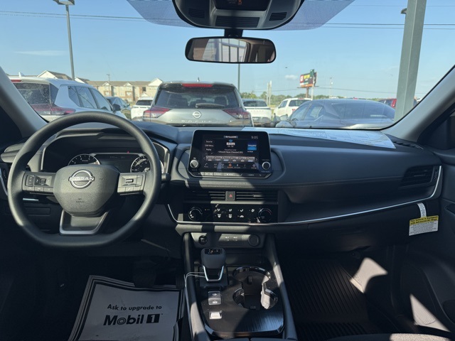 2026 Nissan Rogue S photo 3