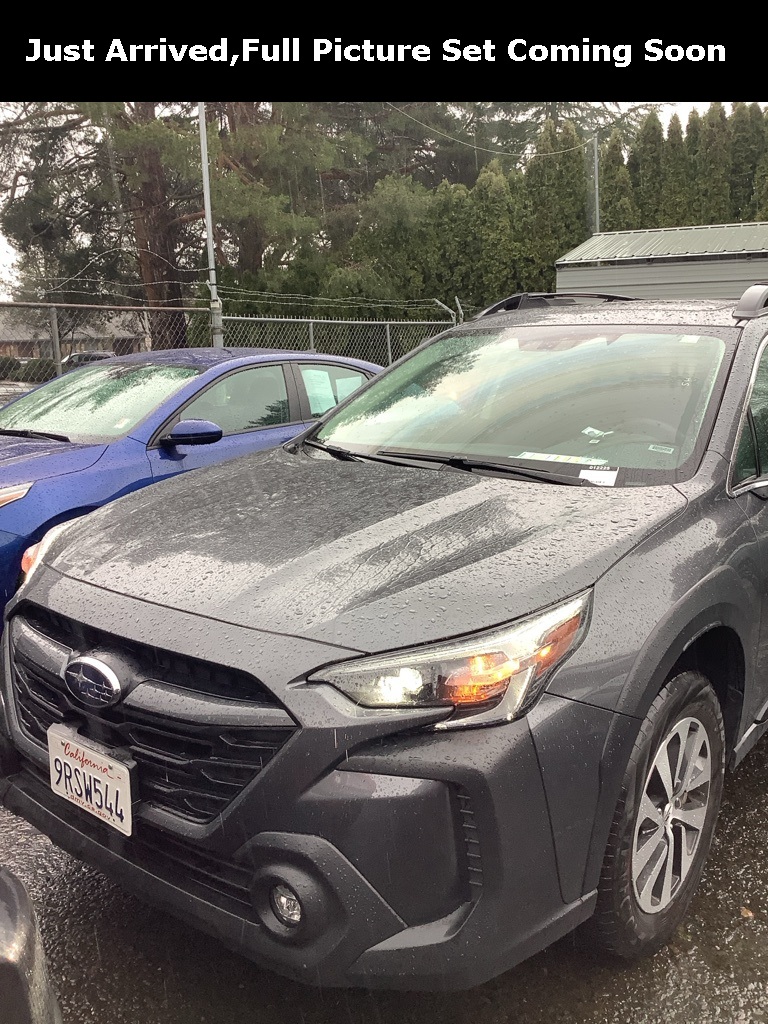 2025 Subaru Outback Premium AWD