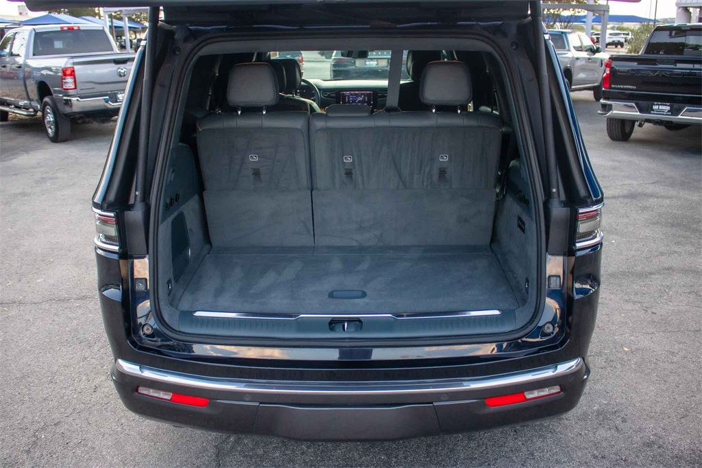 Used Car 2022 Jeep Grand Wagoneer  Series Ii For Sale Under $70,000 In San Marcos, Texas