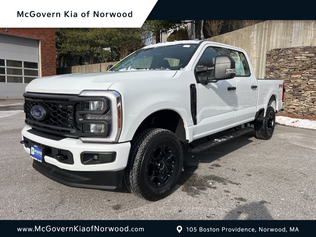 2025 Ford F-250 Super Duty XL Crew Cab 4WD