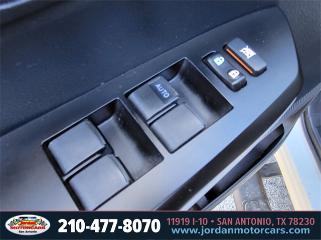 Used Car 2018 Toyota Tundra  Sr5 For Sale Under $30,000 In San Antonio, Texas