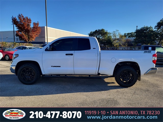 Used Car 2018 Toyota Tundra  Sr5 For Sale Under $30,000 In San Antonio, Texas