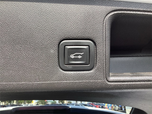 Used Car 2023 Gmc Terrain  Slt For Sale Under $25,000 In San Antonio, Texas