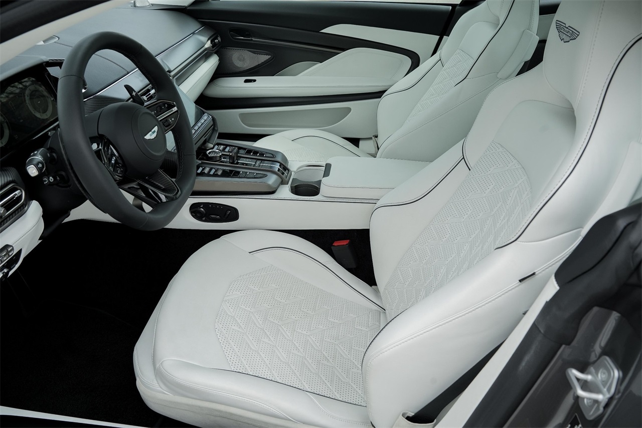 Used Car 2025 Aston Martin Vanquish  V12 For Sale Under $440,000 In Austin, Texas