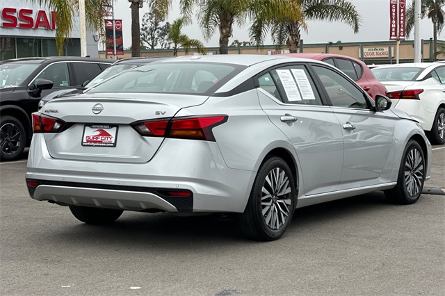 2024 Nissan Altima 2.5 SV photo 3