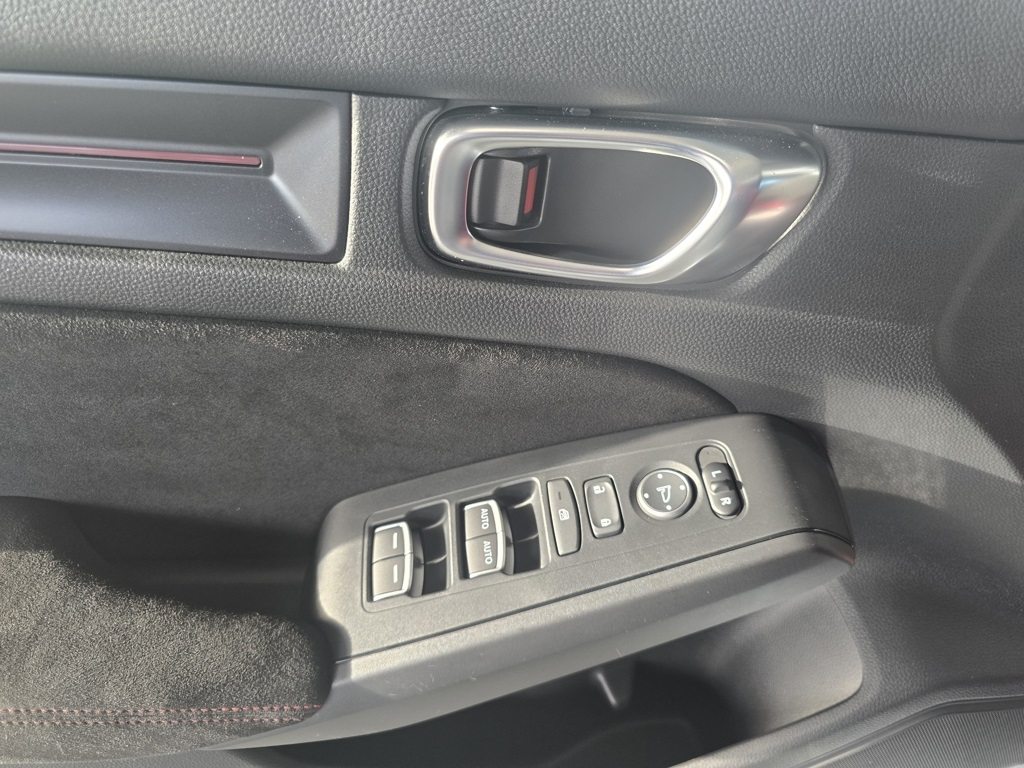 Thumbnail: 2023 Honda Civic - 19