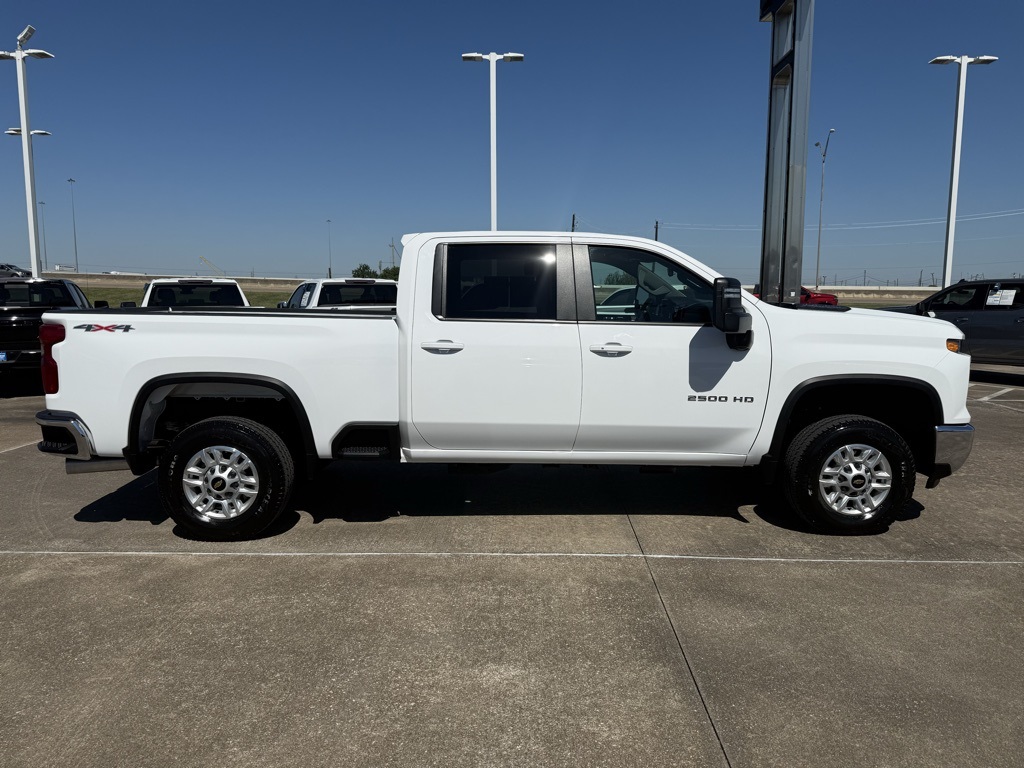 2025 Chevrolet Silverado 2500HD LT - 9