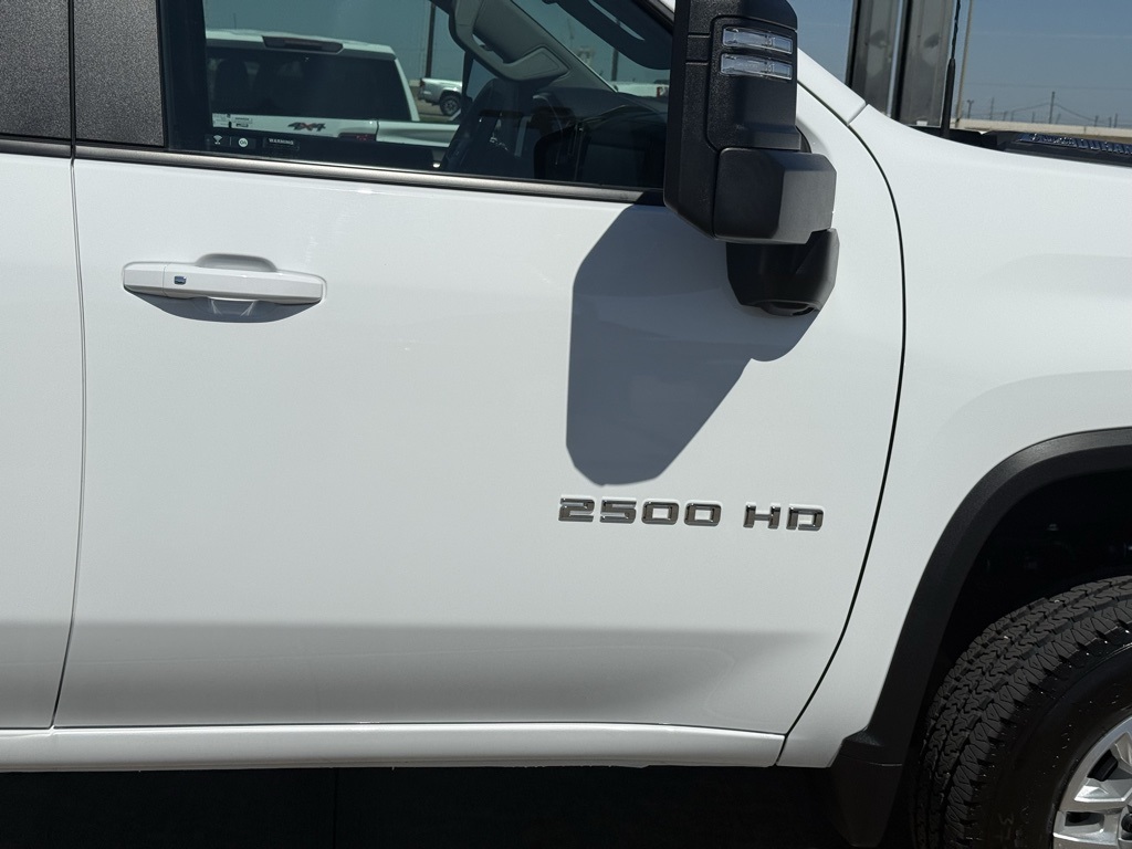 2025 Chevrolet Silverado 2500HD LT - 10