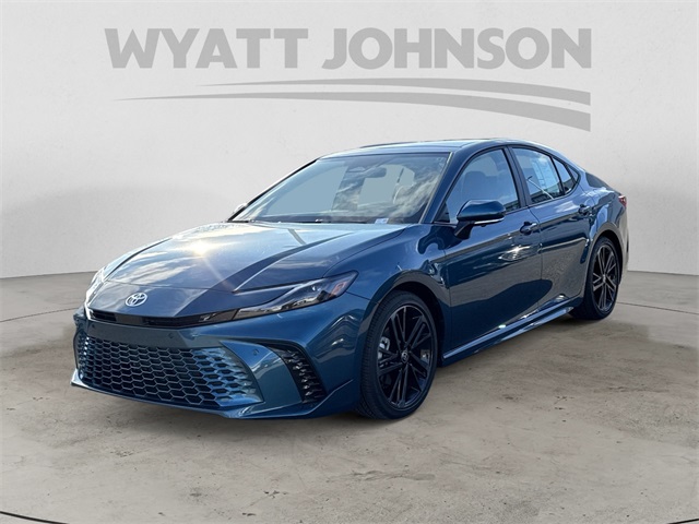 2025 Toyota Camry XSE FWD
