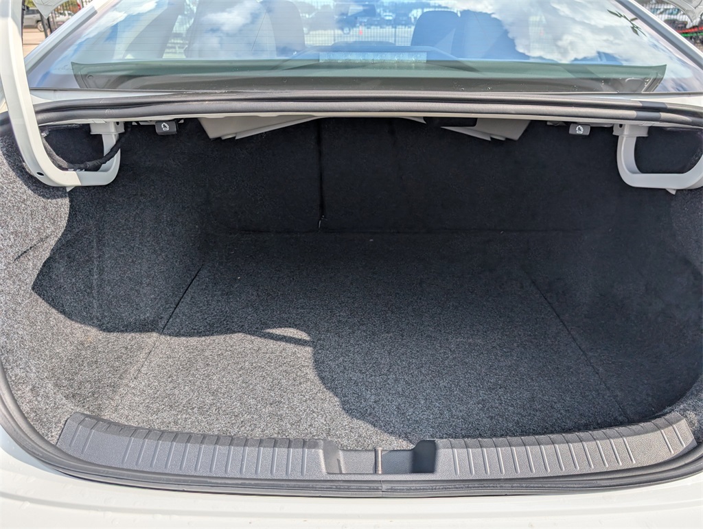 2021 Volkswagen Jetta 1.4T S White at Autostrade