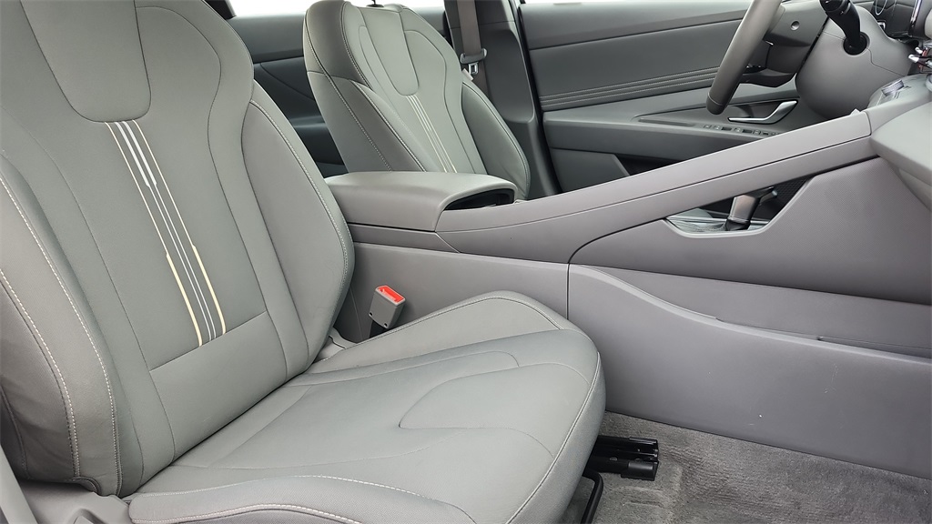 2025 Hyundai Elantra