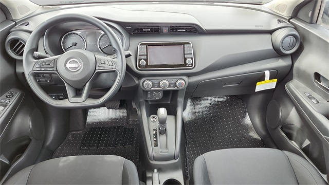 2025 Nissan Kicks Play