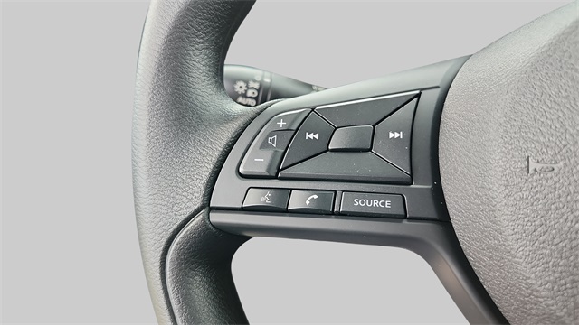 2025 Nissan Kicks Play