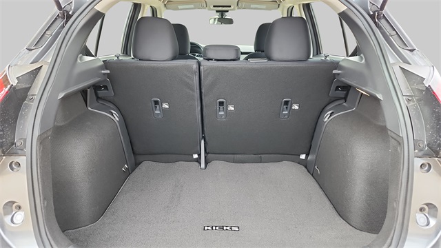 2025 Nissan Kicks Play