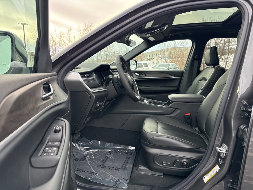 2025 Jeep Grand Cherokee