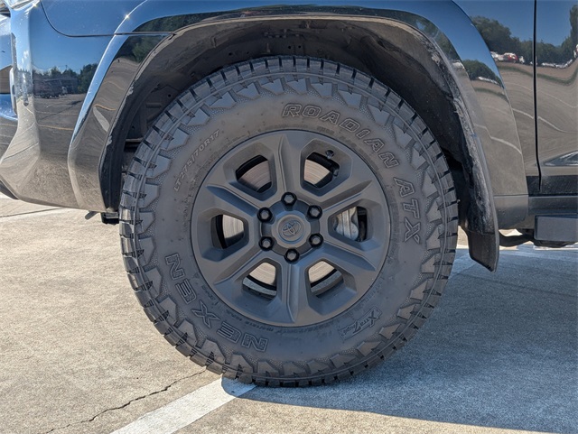 2023 Toyota 4Runner SR5 - 9