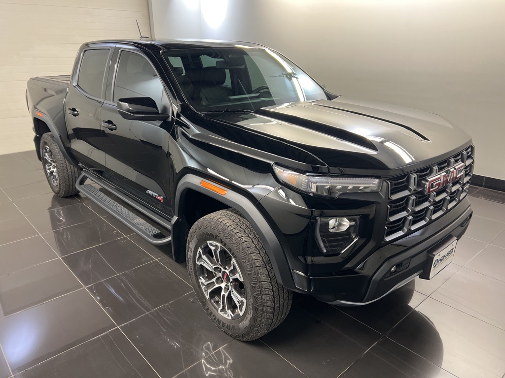 2023 GMC Canyon AT4