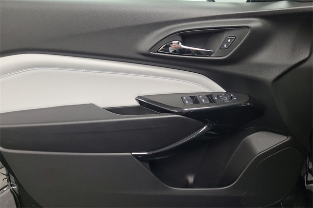 2025 – Chevrolet – Trax