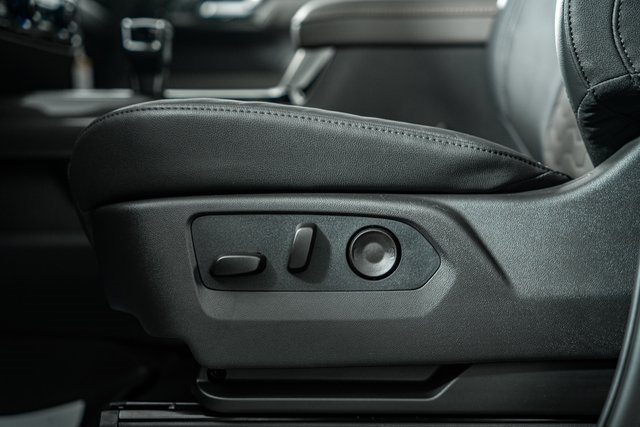 ChevroletSilverado 150043