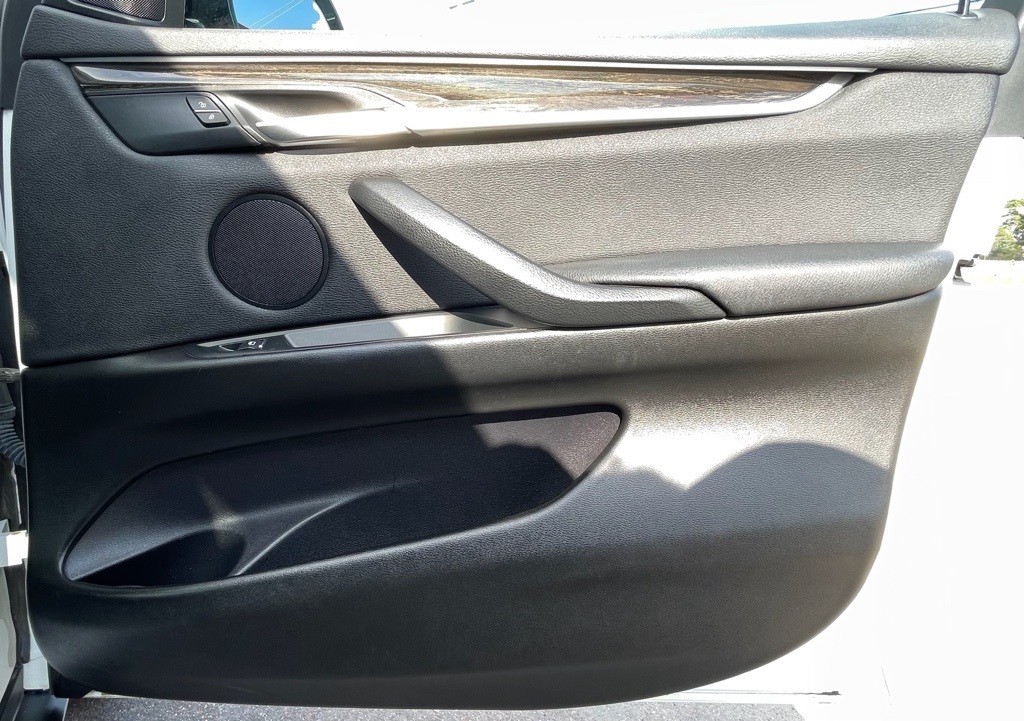 2017 BMW X5 sDrive35i White at Ultimate Motorsports