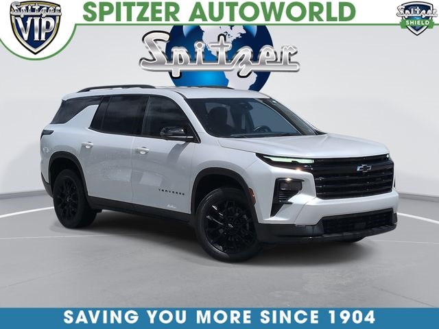 White (Iridescent Pearl Tricoat) 2025 Chevrolet Traverse LT AWD SUV / Crossover Four-Wheel Drive 8-Speed Automatic