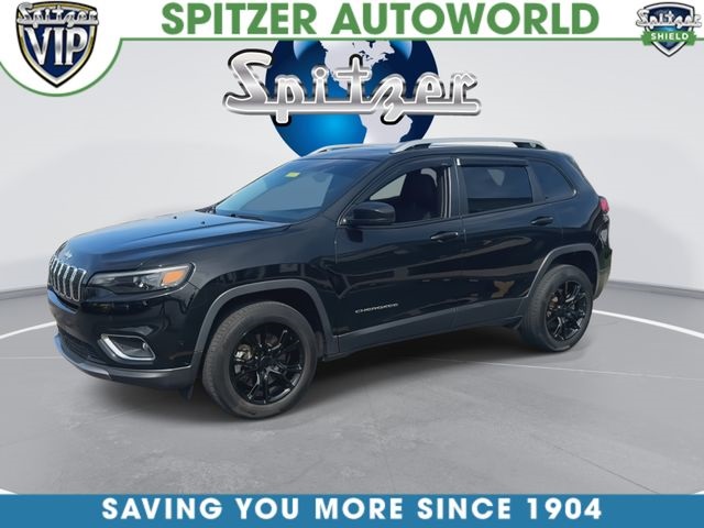 View vehicle photo 4