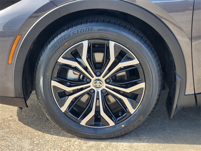 2023 Toyota Crown XLE Gray at Baytown Hyundai