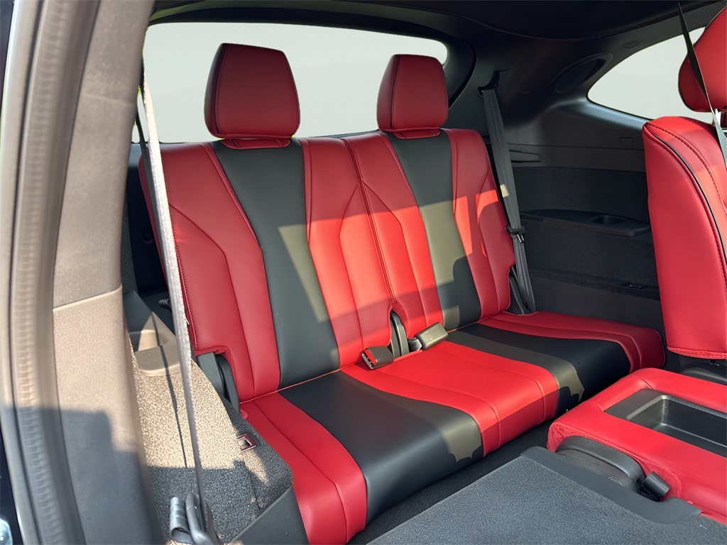 2025 Acura MDX