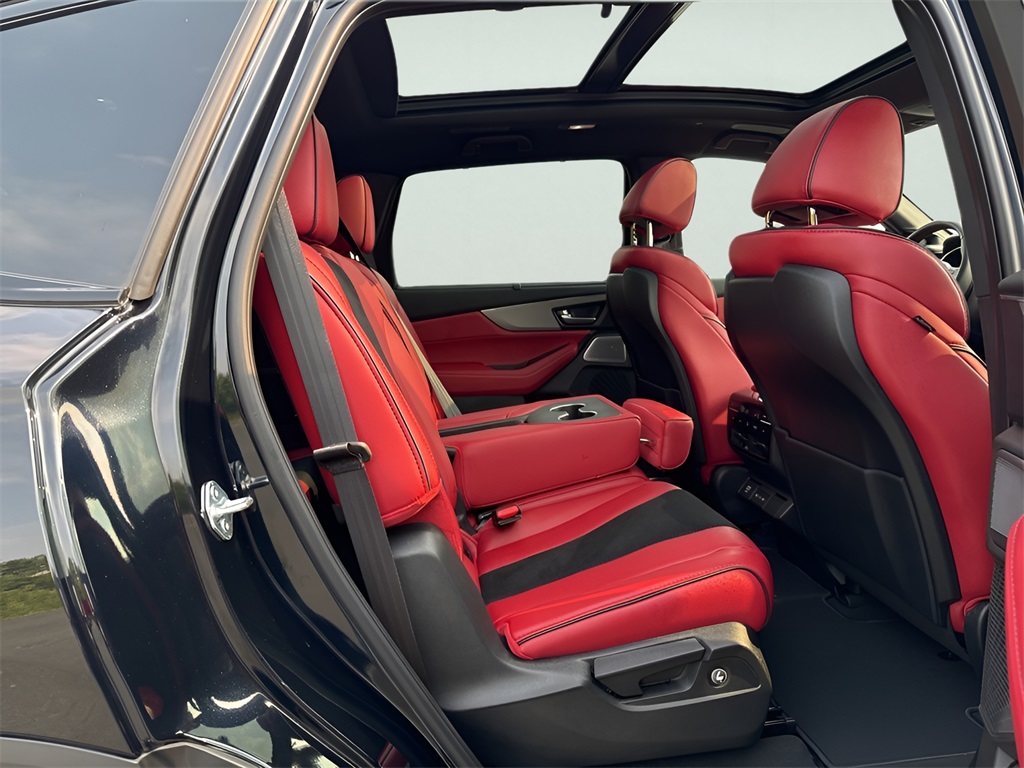 2025 Acura MDX