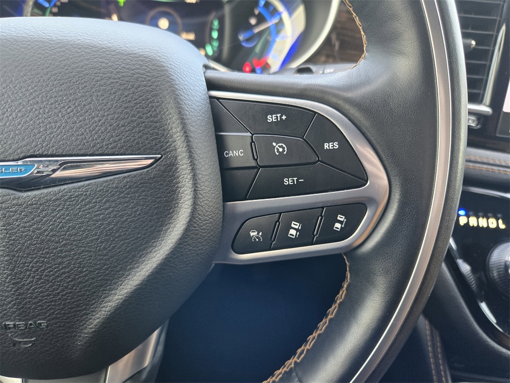 2021 Chrysler Pacifica Hybrid Pinnacle Black at Toyota of Victoria