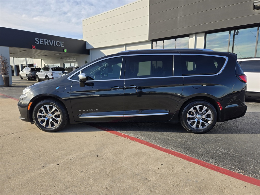 2021 Chrysler Pacifica Hybrid Pinnacle Black at Toyota of Victoria