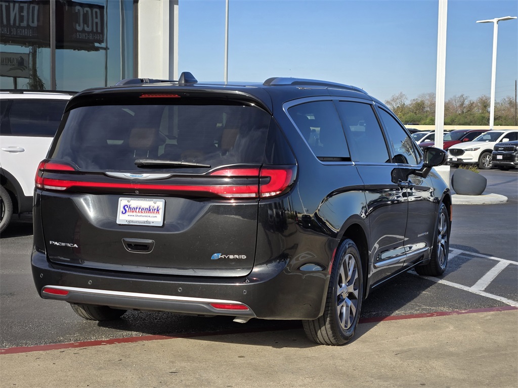 2021 Chrysler Pacifica Hybrid Pinnacle Black at Toyota of Victoria