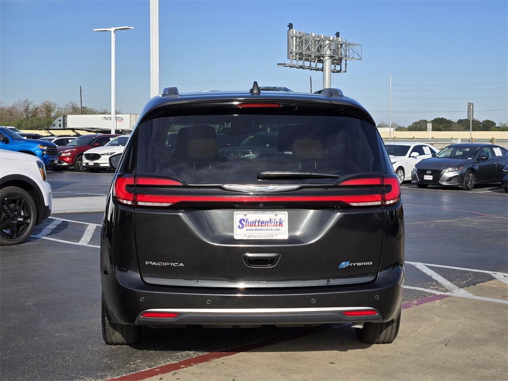 2021 Chrysler Pacifica Hybrid Pinnacle Black at Toyota of Victoria