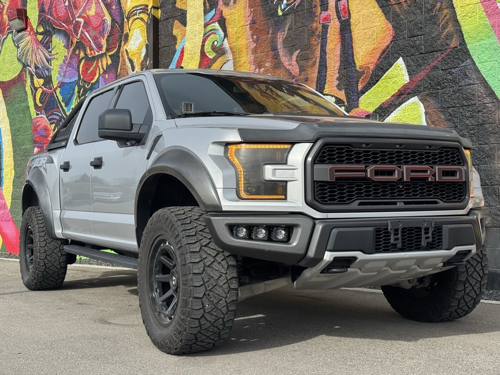 2018 Ford F-150 Raptor SuperCrew 4WD