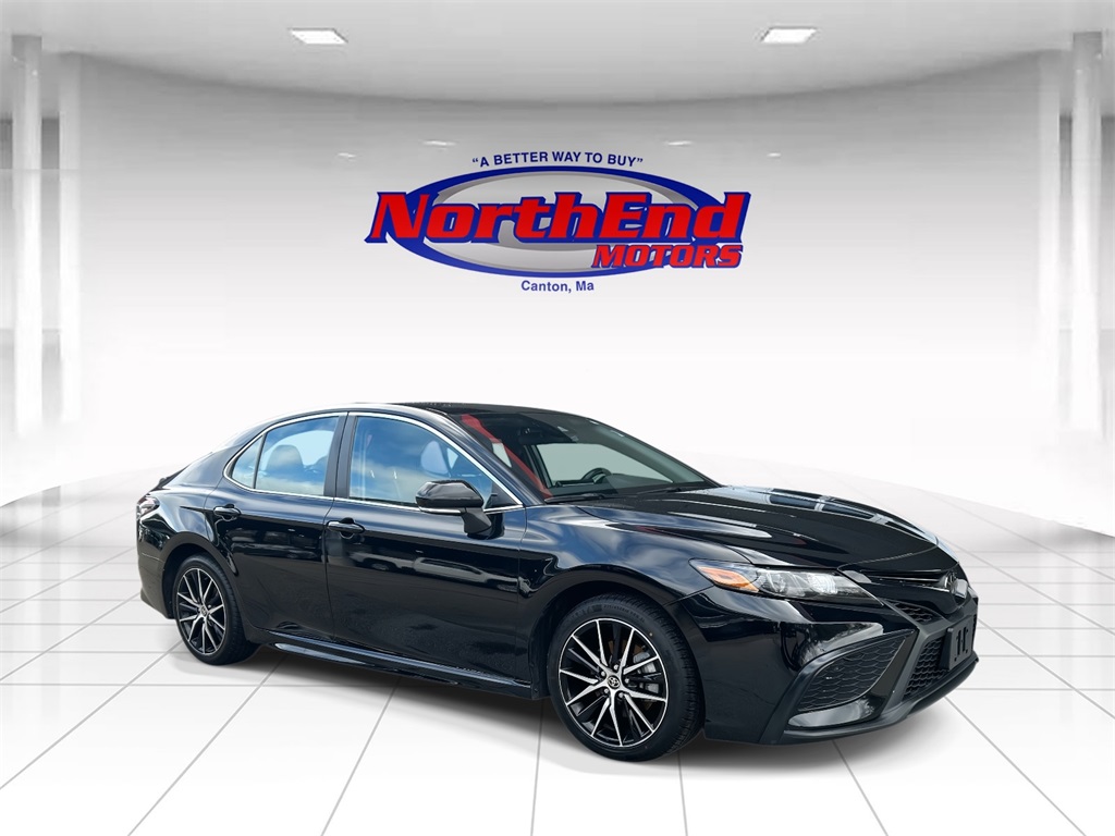 2024 Toyota Camry SE FWD